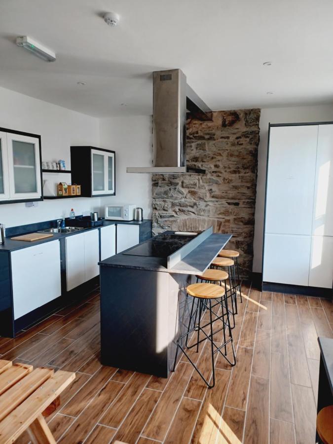 Voyage Hostel - Rooms With Shared Kitchen Douglas Dış mekan fotoğraf